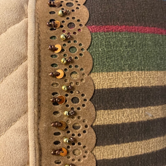 Chris Madden throw pillow - Picture 4 of 7